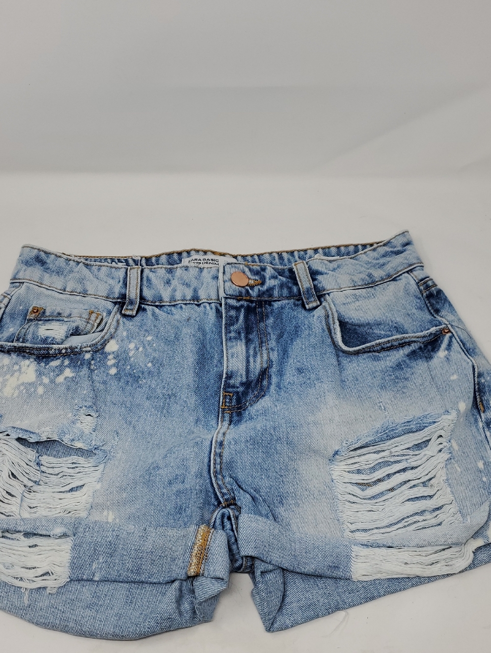 Zara Light Blue Denim Shorts with Contrast Topstitching SIZE 6